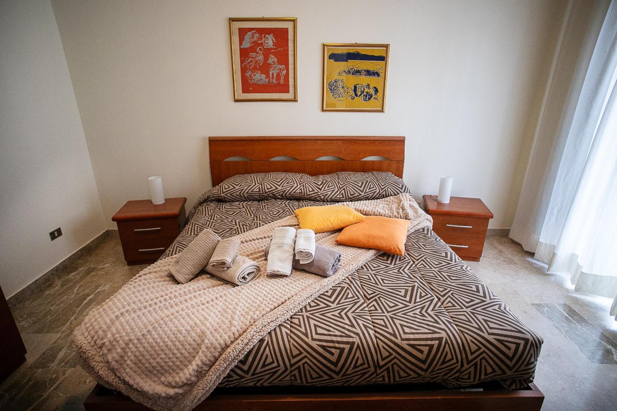 Monte Camicia - Cozy Home In City Center-Spacious-Free Parking LʼAquila المظهر الخارجي الصورة